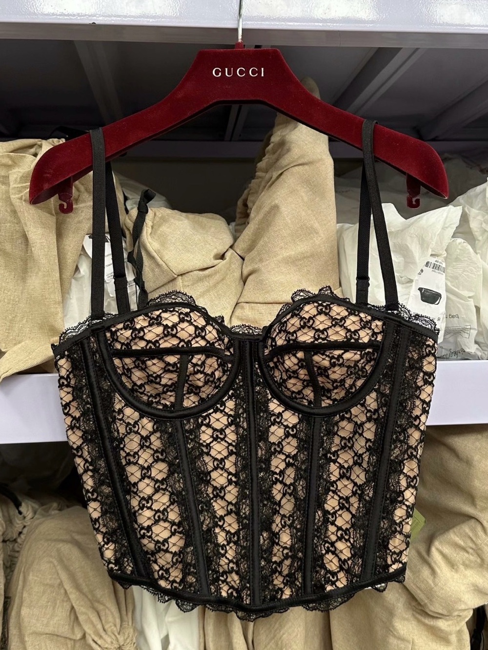 🚩steal Gucci Black Lace Bustier Bralette with Nude Lining - Picture 1 of 5